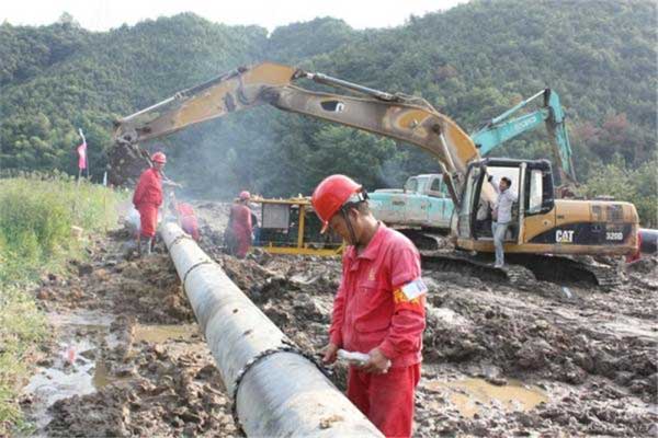 ����ʡĳ�L(zh��ng)ݔ֧��(xi��n)�ܵ�ʩ�����톖(w��n)�}�\��