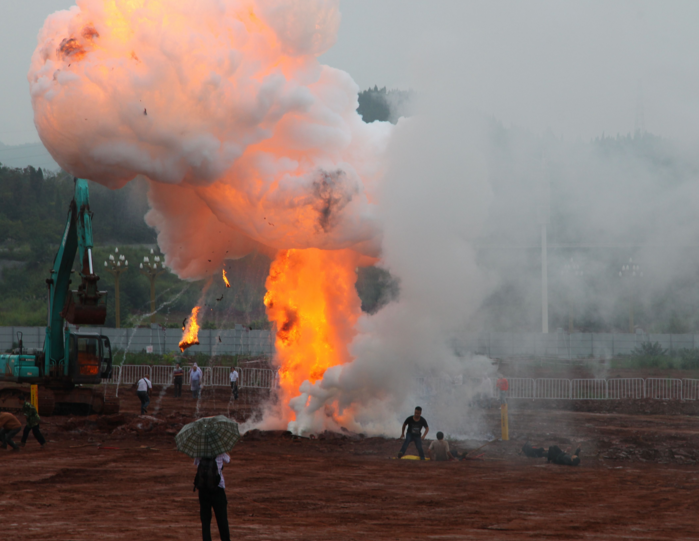 �S�S�ͣ�����ʯ����Ȼ��ܵ��O(sh��)ʩ��ȫ���o(h��)�O(ji��n)�ܙC(j��)�Ƶ�˼��