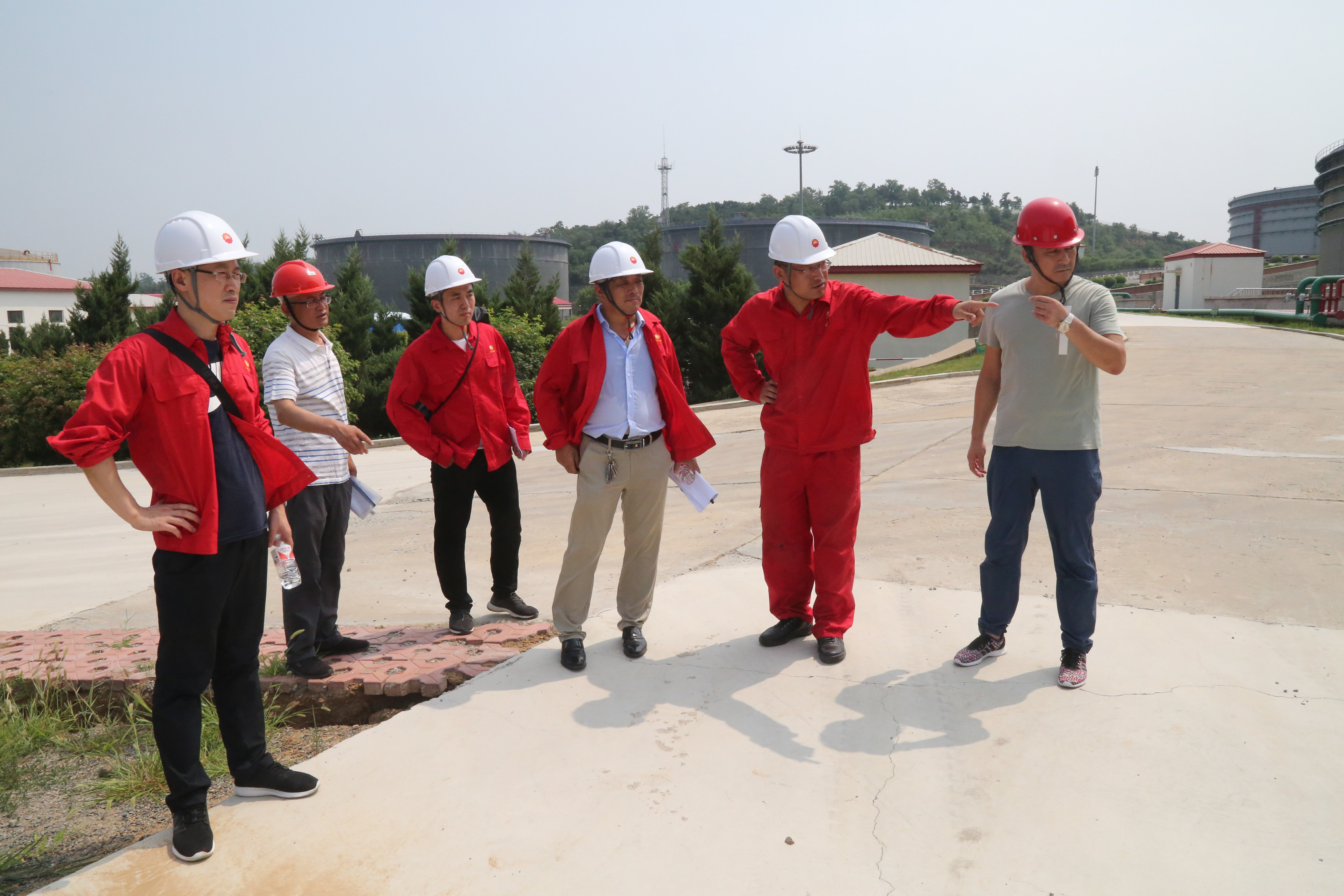 �ܵ������Թ���W(xu��)��(x��)�w��(hu��)