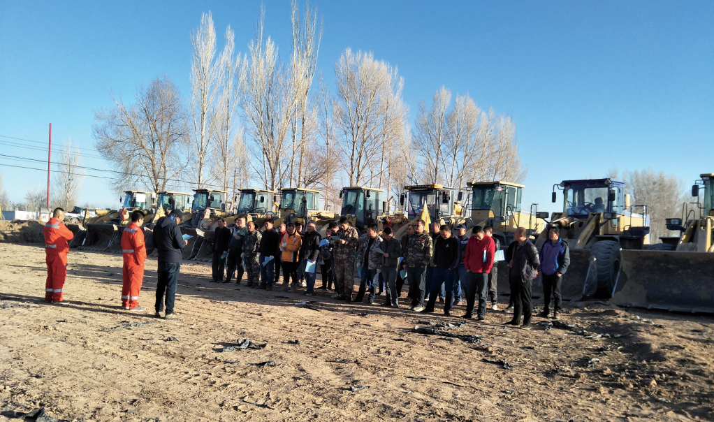 �ڹܵ��Ϸ����ô��͙Cеƽ�������Ƿ���Ҫ�k����Ո���m(x��)