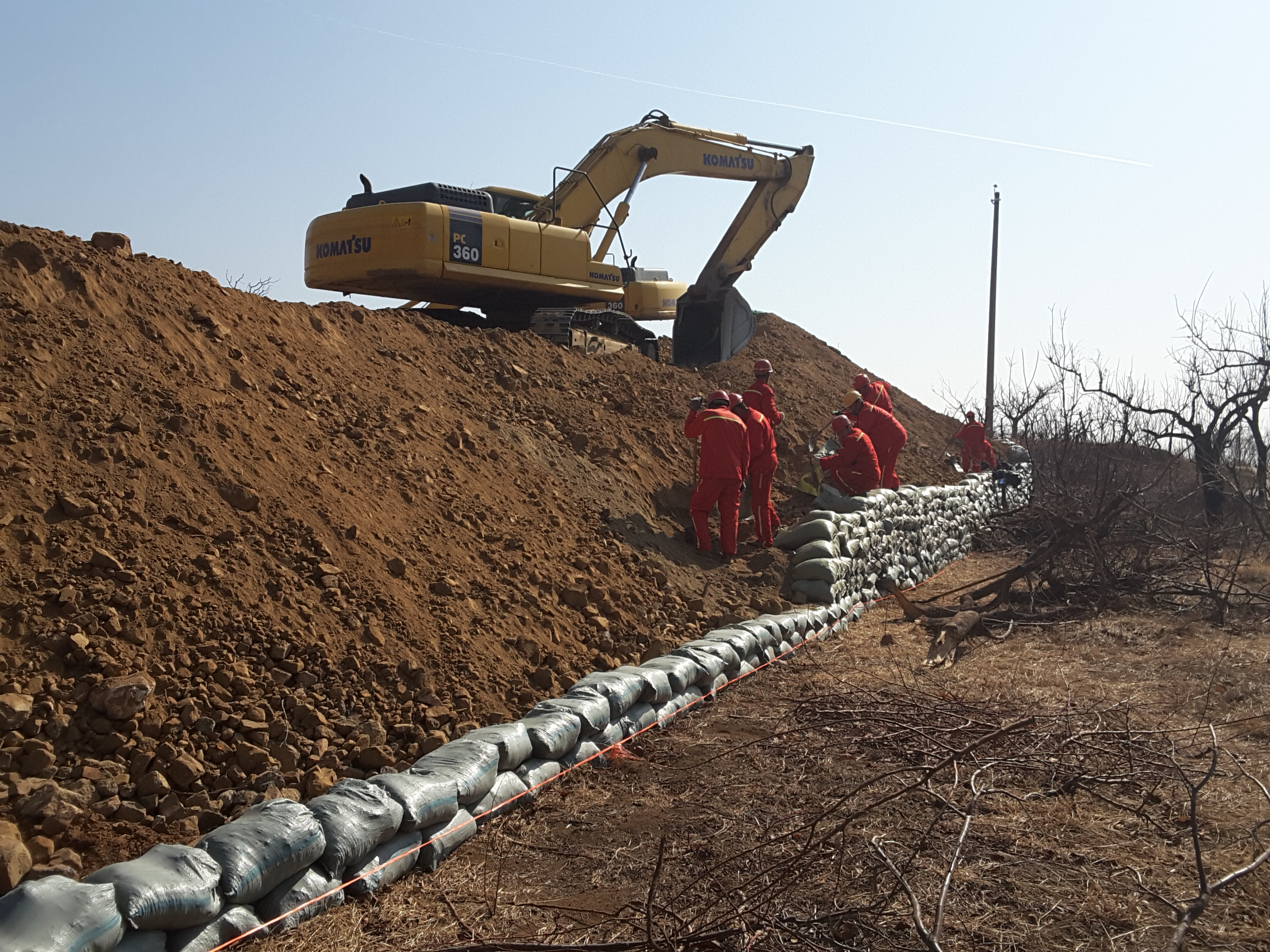 ���ùܵ����O(sh��)�_ȡ���w�a������