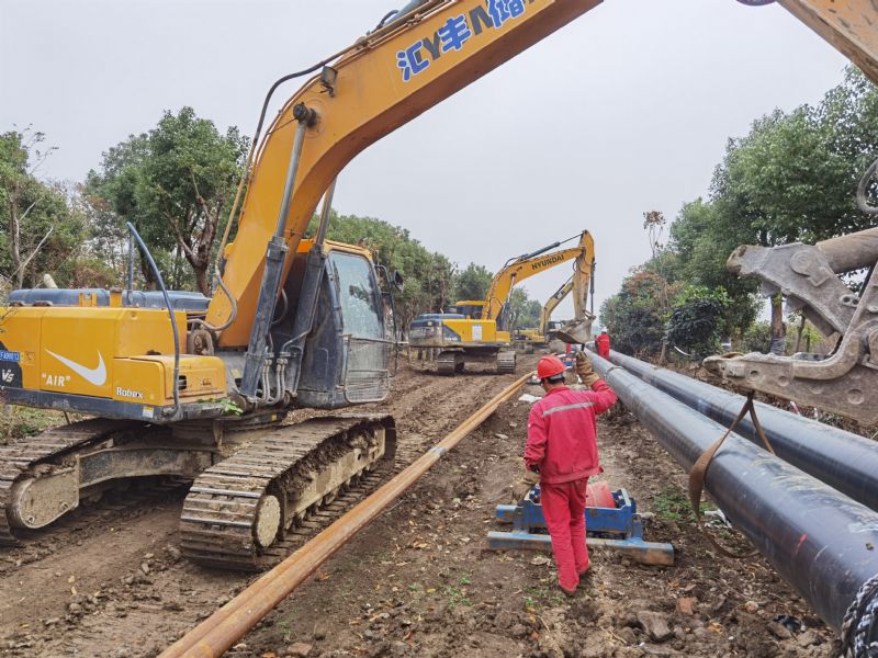 ʩ���ھ�p�Ĺܵ����й©��Ⱦ������(y��ng)��(d��ng)���l(shu��)�Г�(d��n)�r��؟(z��)��